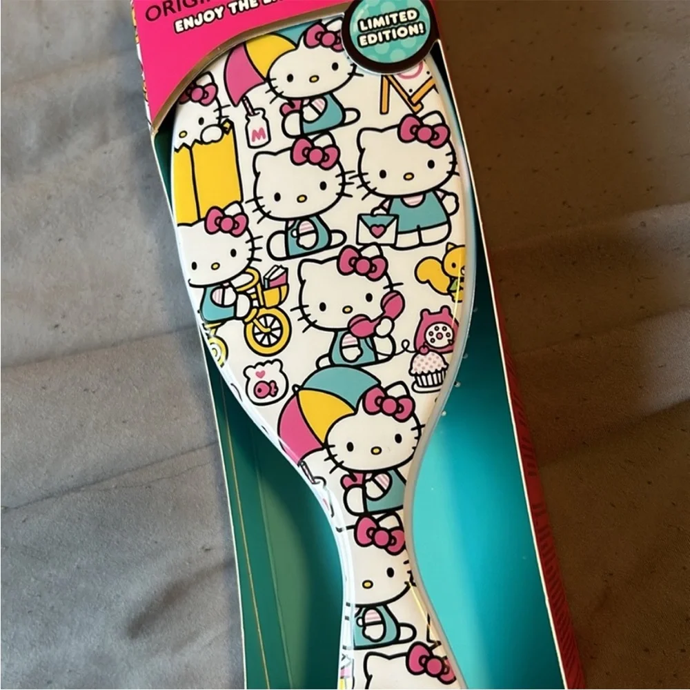 Hello Kitty Limited Edition Wet Brush Detangler